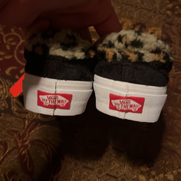 Vans Faux Fur Fuzzy Slip On Classic - Picture 8 of 8